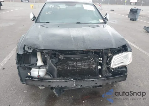 2014 Chrysler 300 z USA, uszkodzony, nr VIN 2C3CCAAG8EH276083